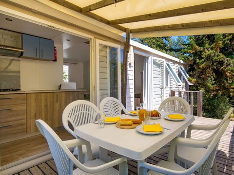 Mobilhome 6 personnes - Mobil-home | Comfort | 3 Ch. | 6 Pers. | Terrasse surélevée | Clim.