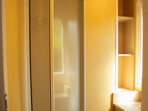 Mobilhome 4 personnes - Mobil Home Esseentiel : 4personnes (2 chambres, climatisation)