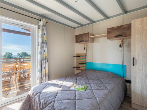 CHALET 5 personnes - Chalet | Comfort | 2 Ch. | 5 Pers. | Terrasse surélevée | Clim. | TV