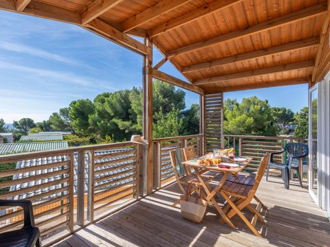 CHALET 5 personnes - Chalet | Comfort | 2 Ch. | 5 Pers. | Terrasse surélevée | Clim. | TV