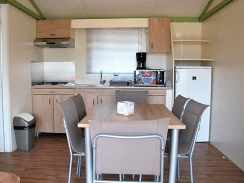 CHALET 6 personnes - Chalet | Classic | 3 Ch. | 6 Pers. | Terrasse surélevée | 1 SDB | Clim. | TV