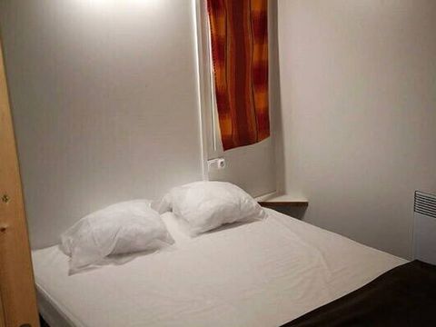 CHALET 6 personnes - Chalet | Classic | 3 Ch. | 6 Pers. | Terrasse surélevée | 1 SDB | Clim. | TV