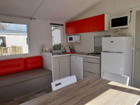 MOBILHOME 4 personnes - confort 2 chambres/2 salles d'eau/2wc MOBILHOME 4 personnes - confort 2 chambres/2 salles d'eau/2wc