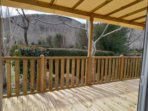 MOBILHOME 4 personnes - confort 2 chambres/2 salles d'eau/2wc MOBILHOME 4 personnes - confort 2 chambres/2 salles d'eau/2wc