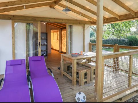 MOBILHOME 4 personnes - Eco Lodge Standard PMR 25m² - 2 chambres, sans sanitaire + terrasse