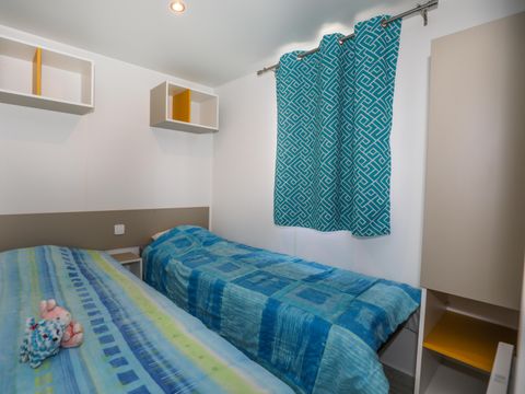 MOBILHOME 4 personnes - Loggia Confort 30m² - 2 chambres + TV + terrasse