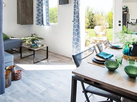 MOBILHOME 5 personnes - Premium 30m² - 2 chambres + lave-vaisselle + terrasse