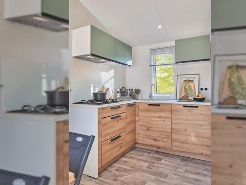 MOBILHOME 6 personnes - NEW 2023// Mobil-Home Premium 33m² 3 Chambres + Terrasse couverte + TV + LV