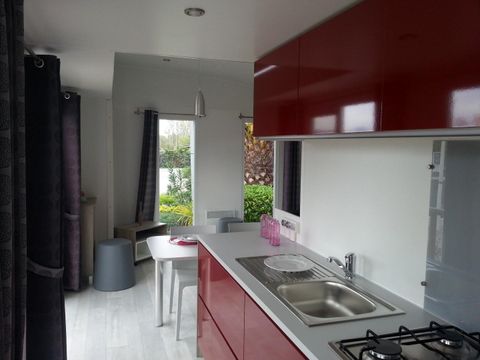 MOBILHOME 4 personnes -  Cap Deseo confort  34 m² Vue Mer et Jacuzzi 3/4 pers