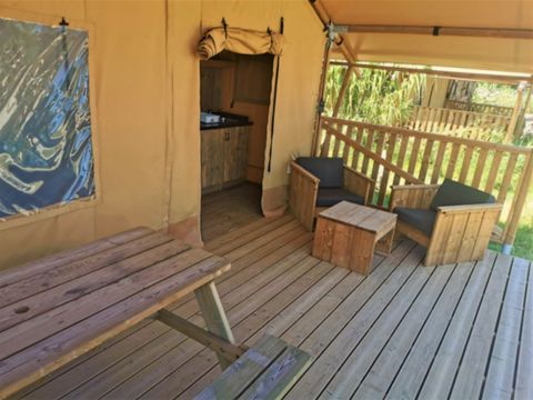 Tente en toile et en bois 4 personnes - LODGE SAFARI