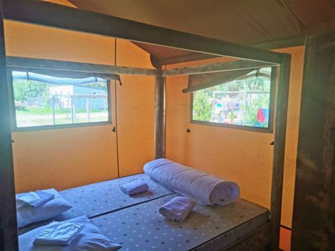 Tente en toile et en bois 4 personnes - LODGE SAFARI