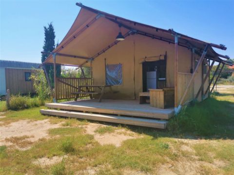 Tente en toile et en bois 4 personnes - LODGE SAFARI