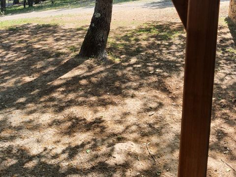 Tente en toile et en bois 2 personnes - Mini-Lodge (Photos non contractuelles : en cours d'installation)