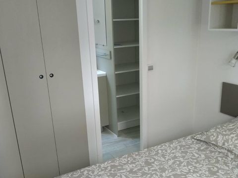 MOBILHOME 6 personnes - Luxe 3 Chambres / 2 salle de bains