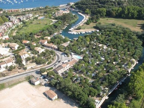 Les Rives De L'agay - Camping Var