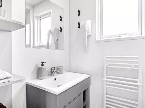 MOBILHOME 10 personnes - Cottage Ibardin 6 Pièces 10 Personnes Climatisé + TV