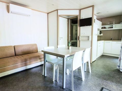 CHALET 5 personnes - Espelette 3 Pièces 5 Personnes Climatisé + TV