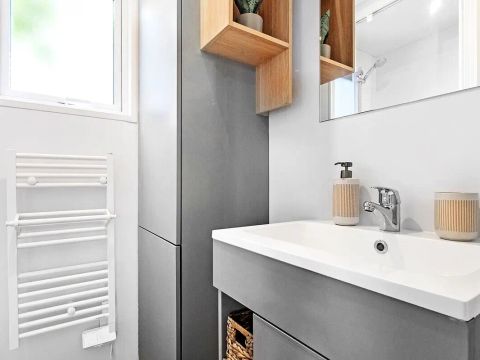 Mobilhome 8 personnes - Cottage Ibardin 5 Pièces 8 Personnes Climatisé + TV