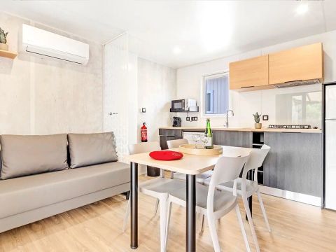 Mobilhome 8 personnes - Cottage Ibardin 5 Pièces 8 Personnes Climatisé + TV
