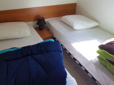 Mobilhome 4 personnes - Mobil-home IRM - 2 chambres - 4 pers max.