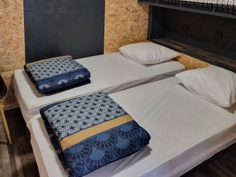 Tente en toile et en bois 3 personnes - Cabane bois Glamping sous toile saharienne
