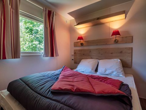 CARAVANE 4 personnes - Roulotte Confort 21m² - 2 chambres - TV - Table de pique-nique - avec sanitaires