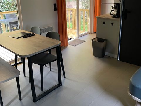 MOBILHOME 4 personnes - Mobil-home Bois Confort 29m² - 2 chambres - Terrasse couverte - TV