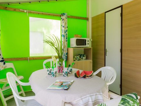 HÉBERGEMENT INSOLITE 5 personnes - Tithome 4/5 pers. 