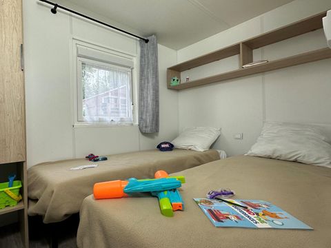 MOBILHOME 5 personnes - Mobil home Confort 4/5 personnes climatisé (env. 26 m²)