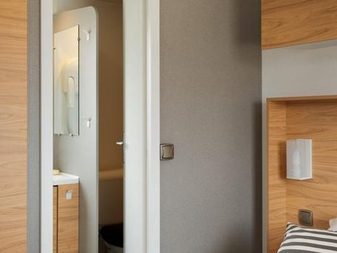 MOBILHOME 6 personnes - COTTAGE CERISE 38 m² 3 CHAMBRES 2 SDB A