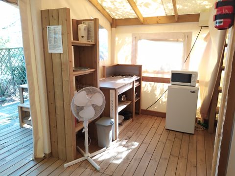 Tente en toile et en bois 4 personnes - Ecolodge (sans sanitaires)
