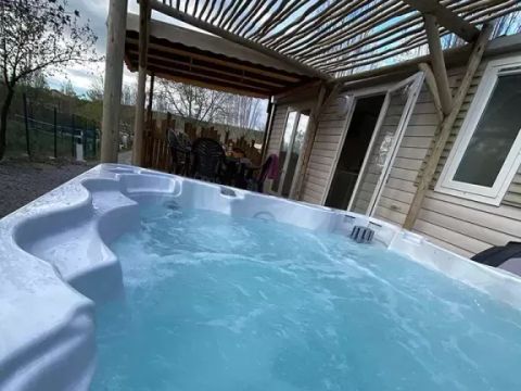 MOBILHOME 6 personnes - Cordélia 57 avec Jacuzzi