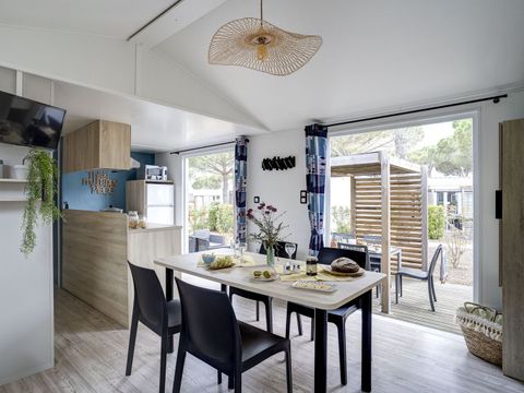 MOBILHOME 6 personnes - COTTAGE 6p 3ch 2SdB ****