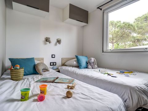MOBILHOME 6 personnes - COTTAGE 6p 3ch 2SdB ****