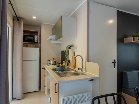 MOBILHOME 7 personnes - COTTAGE 6/7p 3ch ***