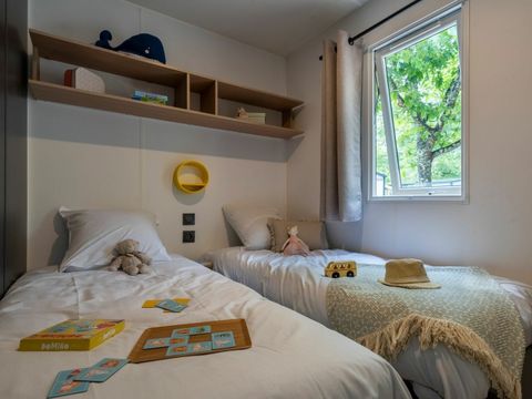 MOBILHOME 7 personnes - COTTAGE 6/7p 3ch ***