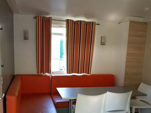 MOBILHOME 6 personnes - Le Family 3 chambres 29m² (4 adultes maxi - animaux interdits - non fumeur)