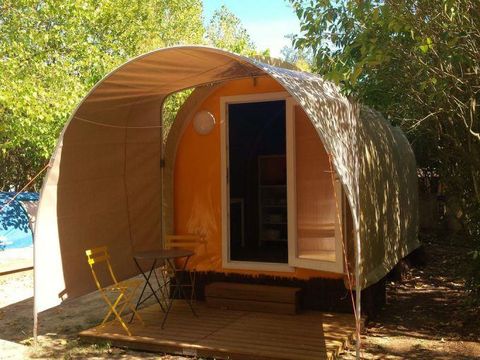 TENTE 2 personnes - Le Coco 1 chambre 12m² sans sanitaires(2 adultes maxi - animaux inderdit - non fumeur)