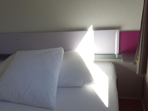 MOBILHOME 2 personnes - Sun Living disponible à partir de 17h