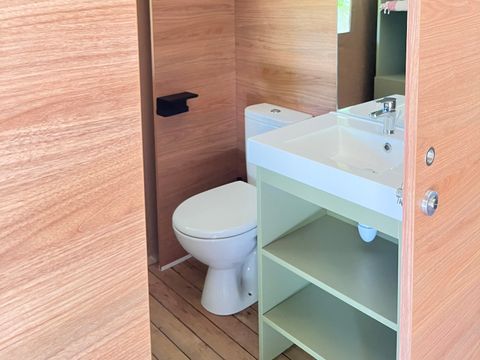 Tente en toile et en bois 4 personnes - Lodge safari Aiguines - 26m² - Glamping