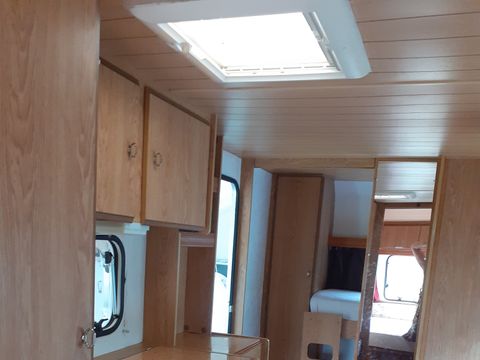 CARAVANE 6 personnes - L'entre deux rives