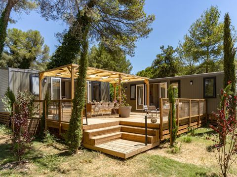 MOBILHOME 10 personnes - COTTAGE FRIENDS 10p 5ch ****