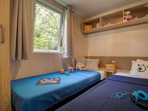 MOBILHOME 5 personnes - COTTAGE 4/5p 2ch clim ***