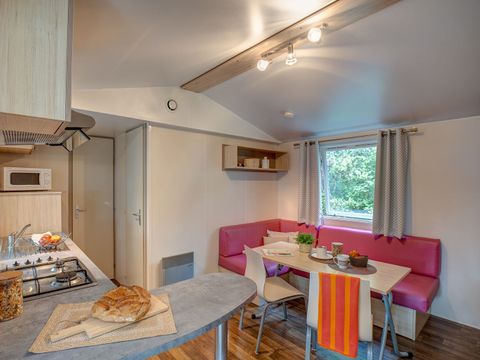 MOBILHOME 5 personnes - COTTAGE 4/5p 2ch clim ***