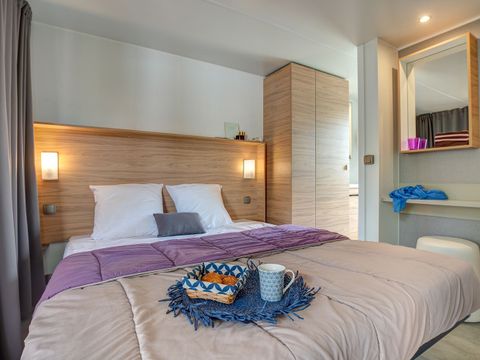 MOBILHOME 4 personnes - COTTAGE 4p 2ch 2SdB clim ****
