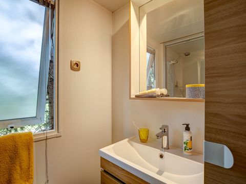 MOBILHOME 4 personnes - COTTAGE 4p 2ch 2SdB clim ****