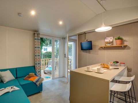 MOBILHOME 4 personnes - COTTAGE 4p 2ch 2SdB clim ****
