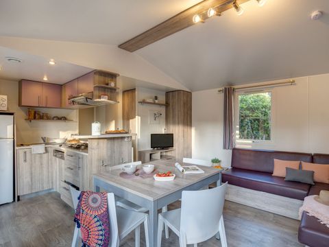 MOBILHOME 6 personnes - COTTAGE 6p 3ch 2SdB clim ****