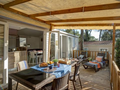 MOBILHOME 6 personnes - COTTAGE 6p 3ch 2SdB clim ****