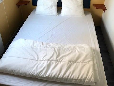 MOBILHOME 5 personnes - HAWAI 2 chambres - 28m² - avec CLIM + TV - terrasse couverte 13 m²